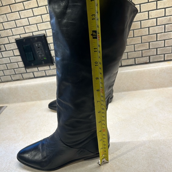 Tall black leather boots 6.5 - Picture 5 of 8